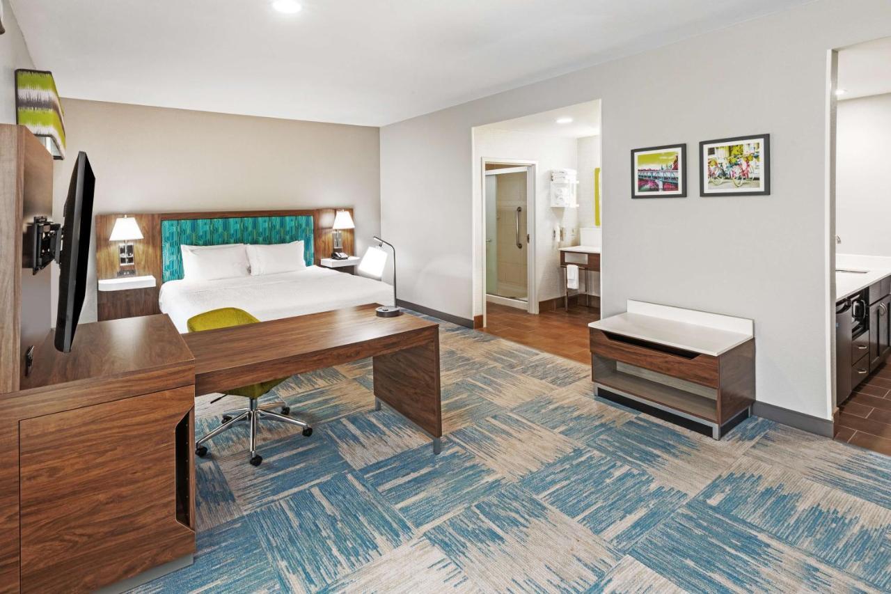 Hampton Inn And Suites Houston Central Exterior foto